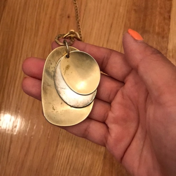 Hammered gold medallion statement coin necklace - Picture 2 of 5